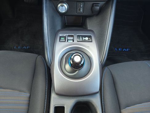 Used 2023 Nissan Leaf S FWD image 14