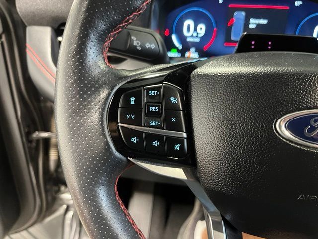 Used 2025 Ford Explorer ST-Line AWD/4WD image 26
