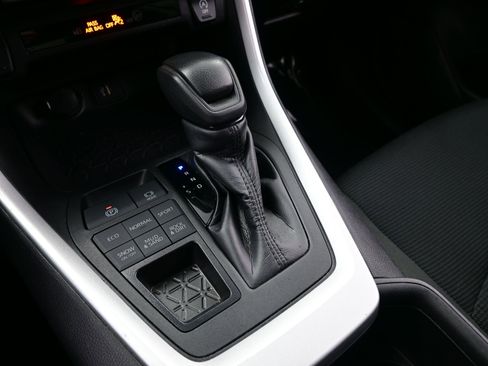 Used 2024 Toyota RAV4 LE image 20