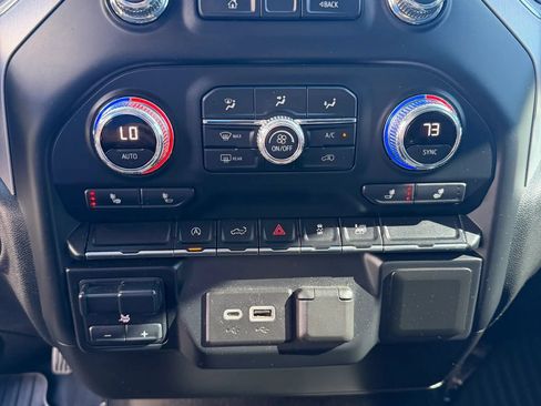 Used 2020 GMC Sierra 1500 SLE AWD/4WD image 24