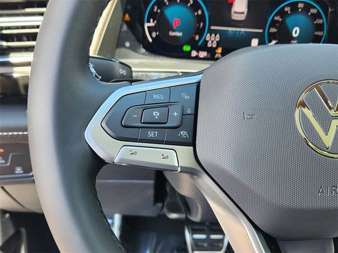 New 2025 Volkswagen Atlas SEL Premium R-Line image 8