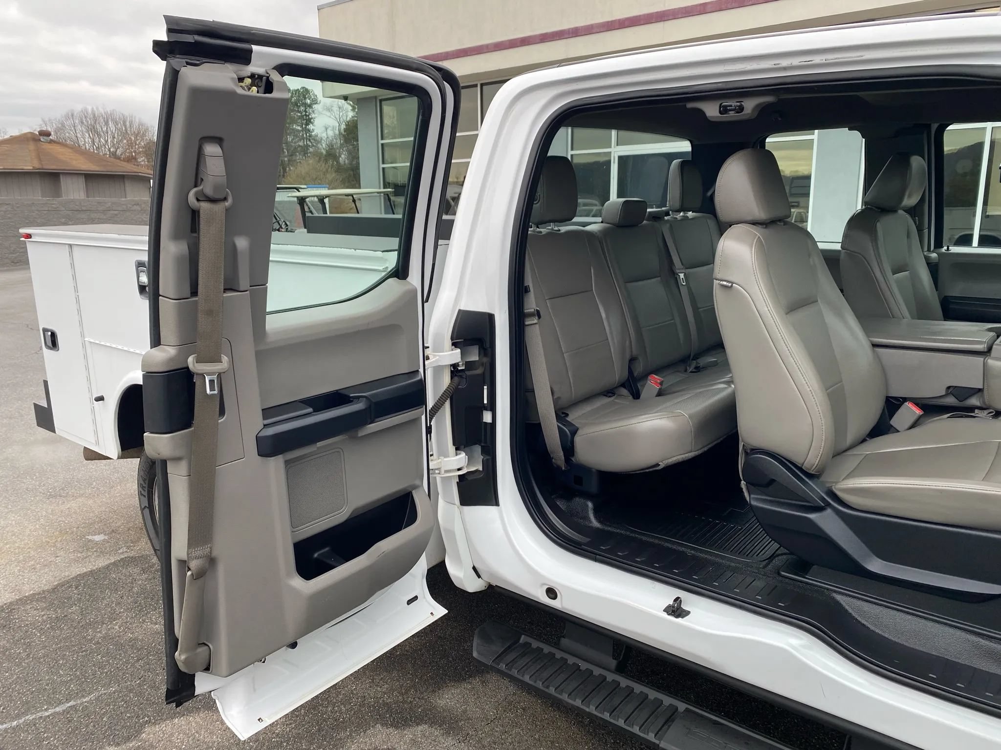 Used 2017 Ford F250 4x4 SuperCab Super Duty image 27