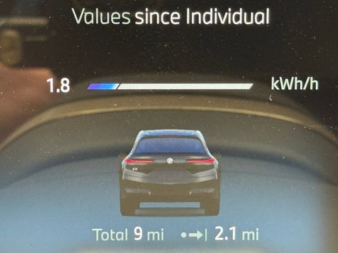 New 2026 BMW iX xDrive45 image 16