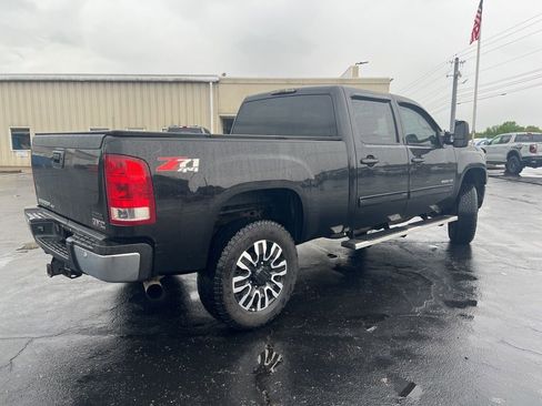 Used 2014 GMC Sierra 2500 SLT w/ SLT Convenience Package image 3