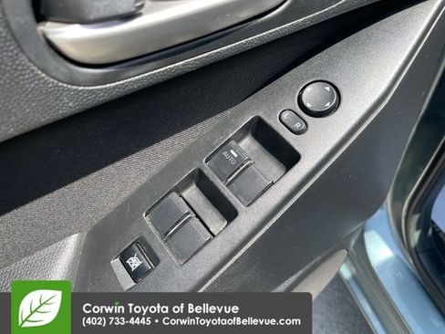 Used 2013 MAZDA MAZDA3 i Sport FWD image 19