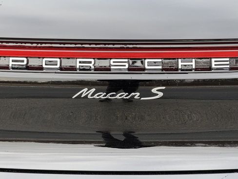 New 2026 Porsche Macan S image 28