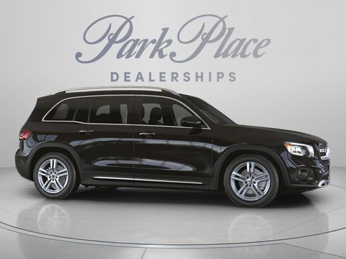 Certified 2020 Mercedes-Benz GLB 250 image 29