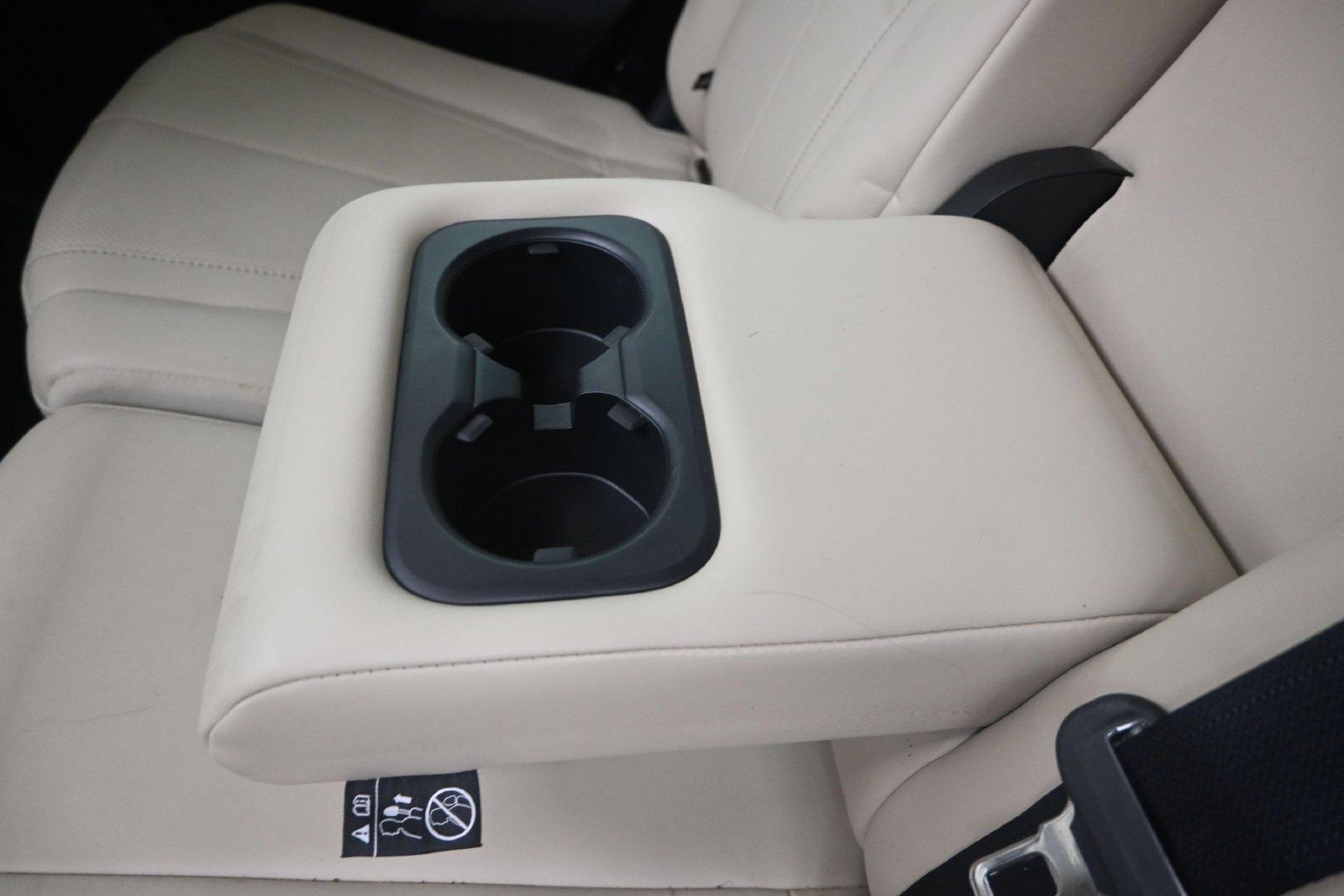 Used 2024 INFINITI QX60 Pure w/ Cargo Package FWD image 18