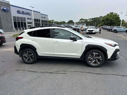 Used 2026 Subaru Crosstrek 2.5i Premium AWD/4WD image 2