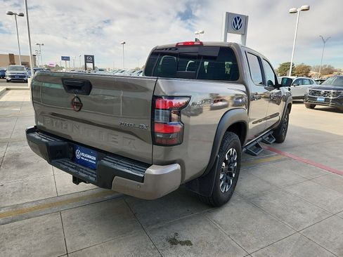 Used 2023 Nissan Frontier PRO-4X w/ Pro Convenience Package image 7