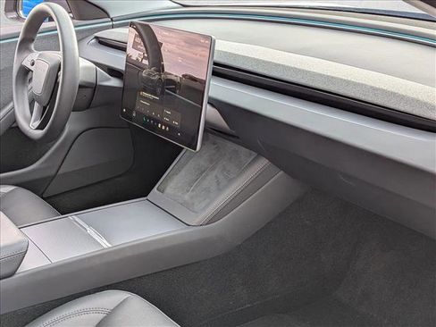 Used 2024 Tesla Model 3 image 22