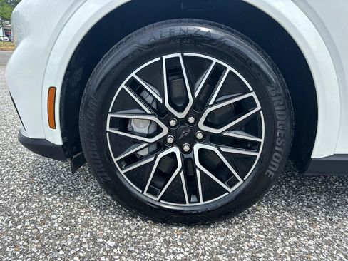 Used 2025 Ford Mustang Mach-E Premium RWD image 27