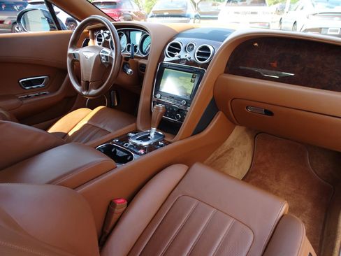 Used 2014 Bentley Continental GT image 14