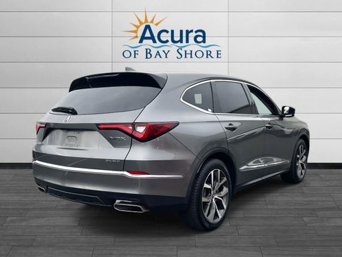 Used 2023 Acura MDX SH-AWD w/ Technology Package image 4