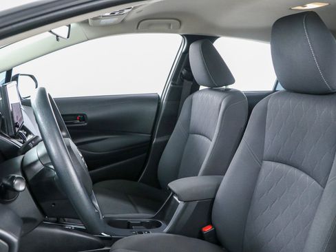 Used 2023 Toyota Corolla LE FWD image 23