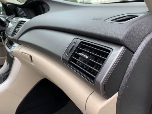 Used 2013 Honda Accord LX image 39
