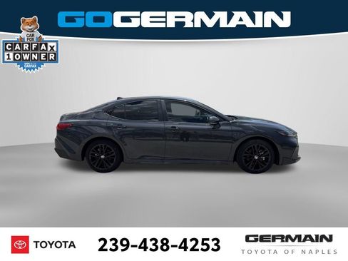 Used 2026 Toyota Camry SE FWD image 10