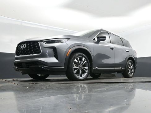 Certified 2023 INFINITI QX60 Luxe w/ Cargo Package image 40