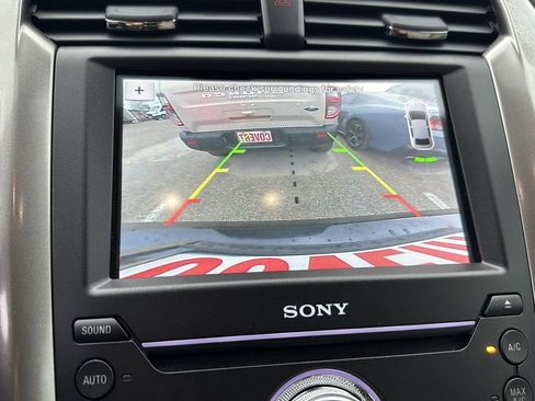 Used 2017 Ford Fusion Platinum image 19