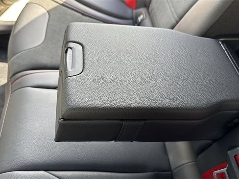 Used 2022 Mercedes-Benz GLC 43 AMG 4MATIC image 39