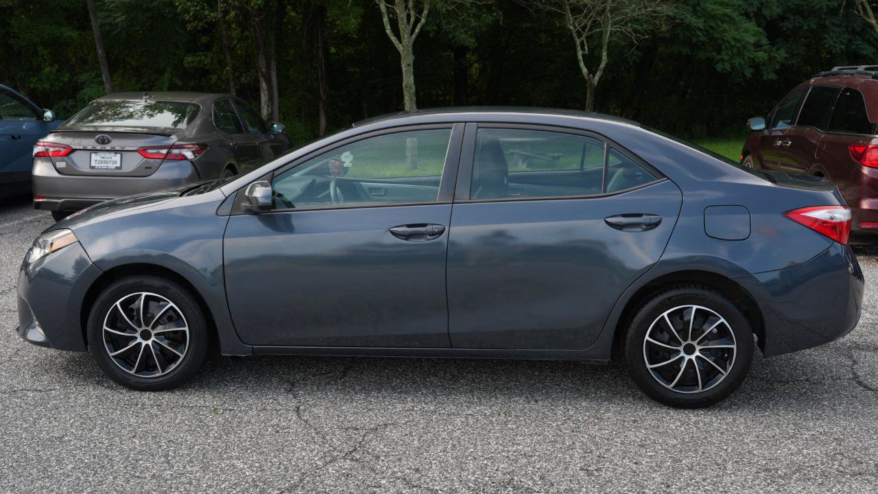 Used 2016 Toyota Corolla LE FWD image 8