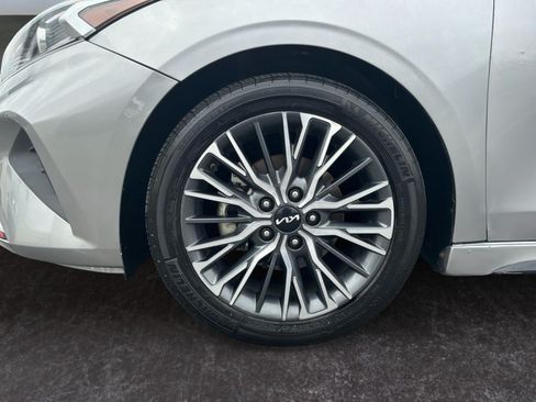 Used 2023 Kia Forte GT-Line FWD image 9