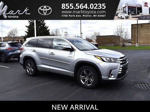 Certified 2017 Toyota Highlander Limited Platinum AWD/4WD image 1