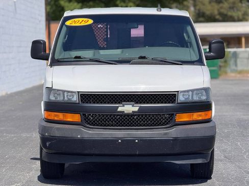 Used 2019 Chevrolet Express 2500 w/ Driver Convenience Package image 5
