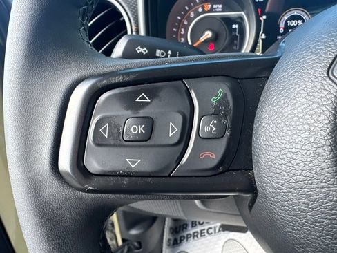 Used 2026 Jeep Gladiator Mojave AWD/4WD image 25