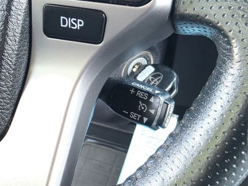 Used 2015 Toyota 4Runner SR5 AWD/4WD image 35