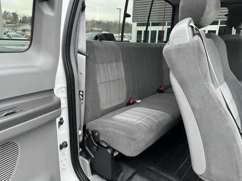 Used 2002 Ford F250 XL image 20