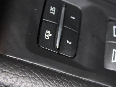 Used 2024 GMC Yukon XL Denali RWD image 45