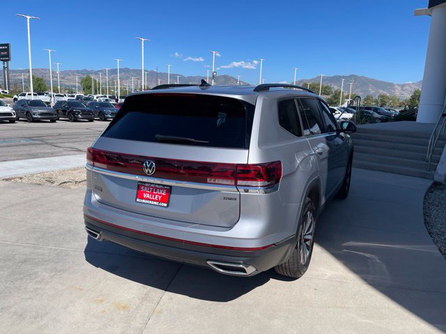 Used 2026 Volkswagen Atlas SE AWD/4WD image 4