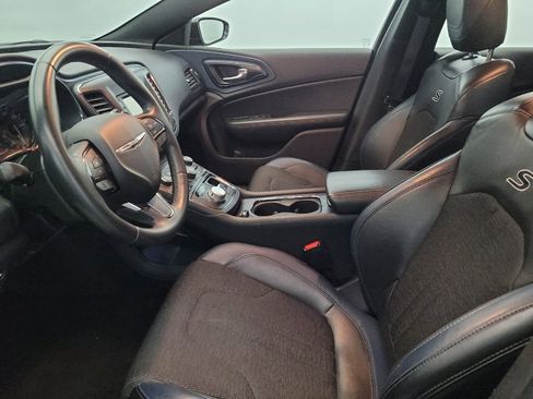Used 2015 Chrysler 200 S AWD/4WD image 17