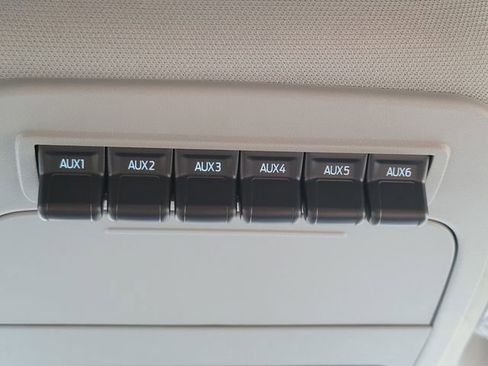 New 2026 Ford F250 XLT w/ FX4 Off-Road Package image 18