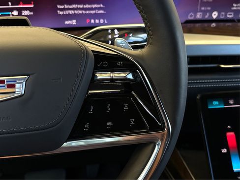 New 2026 Cadillac Escalade ESV Platinum Sport w/ LPO, ONYX Package image 30