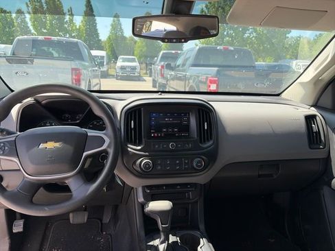 Used 2020 Chevrolet Colorado W/T w/ WT Convenience Package RWD image 11