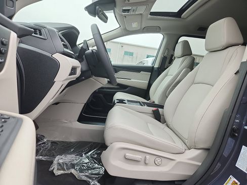 New 2026 Honda Odyssey EX-L image 10