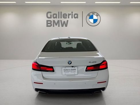 Used 2023 BMW 540i w/ Premium Package image 9