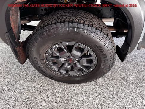 Used 2024 Nissan Frontier PRO-4X w/ Pro Premium Package image 9