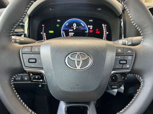 New 2026 Toyota Camry SE FWD image 24