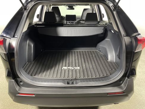 Used 2024 Toyota RAV4 XLE image 10