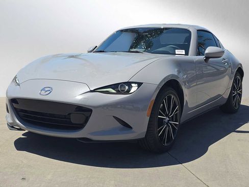 Used 2024 MAZDA MX-5 Miata RF Grand Touring w/ Weather Package RWD image 7