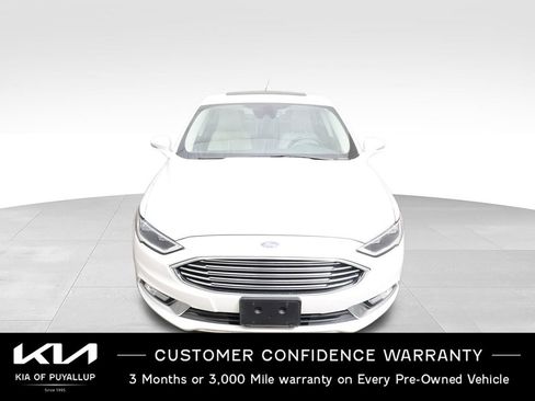 Used 2017 Ford Fusion Titanium FWD image 2
