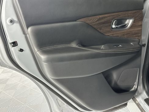 Used 2024 Nissan Murano Platinum w/ Cargo Package FWD image 30