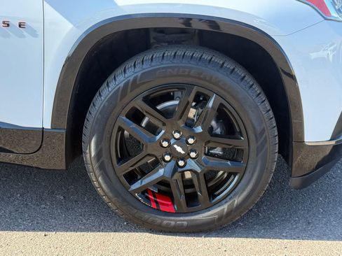 Used 2021 Chevrolet Traverse Premier w/ Redline Edition FWD image 12