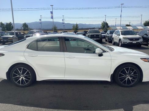 Used 2024 Toyota Camry SE w/ Blackout Package (TMS) AWD/4WD image 7