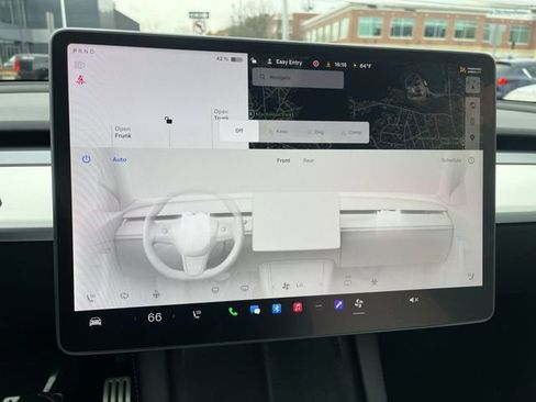 Used 2022 Tesla Model Y Performance image 19