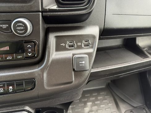 Used 2022 RAM ProMaster 2500 FWD image 25