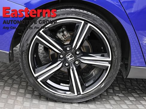Used 2024 Honda Accord Sport image 29